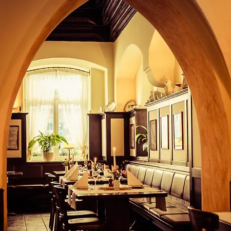 מלון Wilder Mann 4*